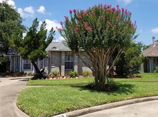 8006 Crestwick Dr, Houston, TX 77083
