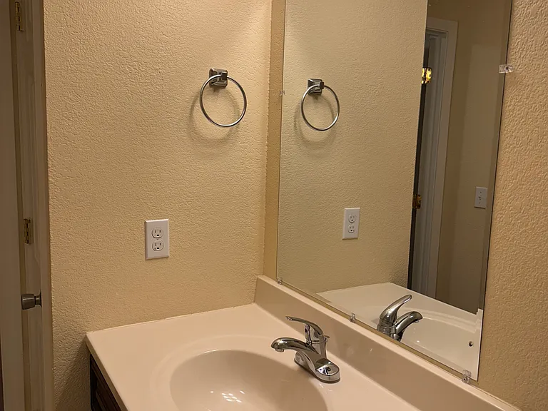 Fox Haven Dr — Photo 8