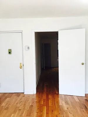 Rented by TheRealEstateCompany.com LLC | media 18