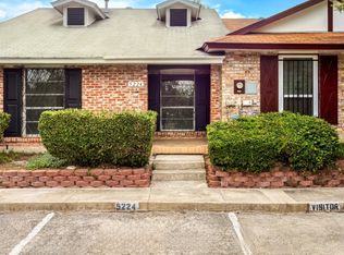 5224 E Rolling Ridge Dr, San Antonio, TX 78228