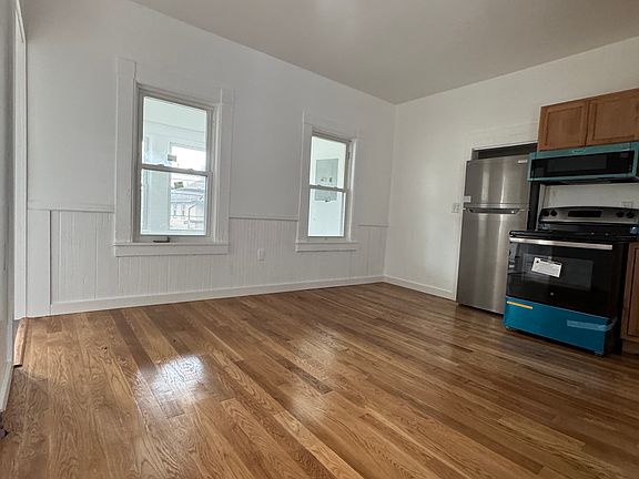 2nd image of 50 Lake St #B