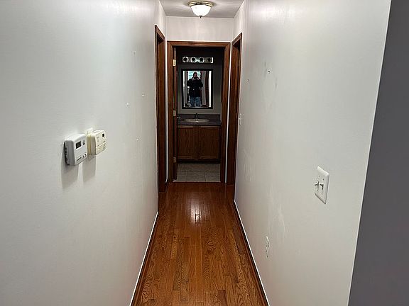 5th image of 10410 Pinewood Dr