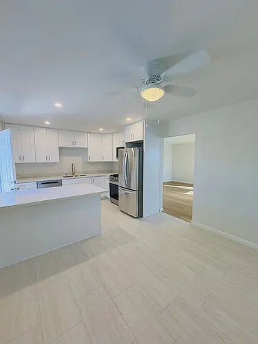 3390 Monroe Street Photo 1