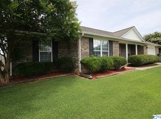 107 Elkwood Rd, Hazel Green, AL 35750