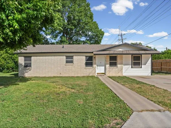 1115 Sycamore St, San Marcos, TX 78666
