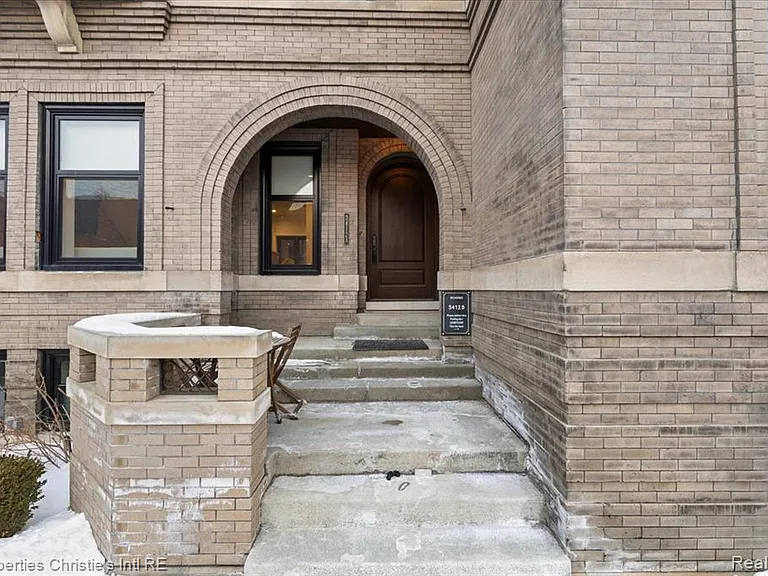 3412 John R St #A — Photo 3