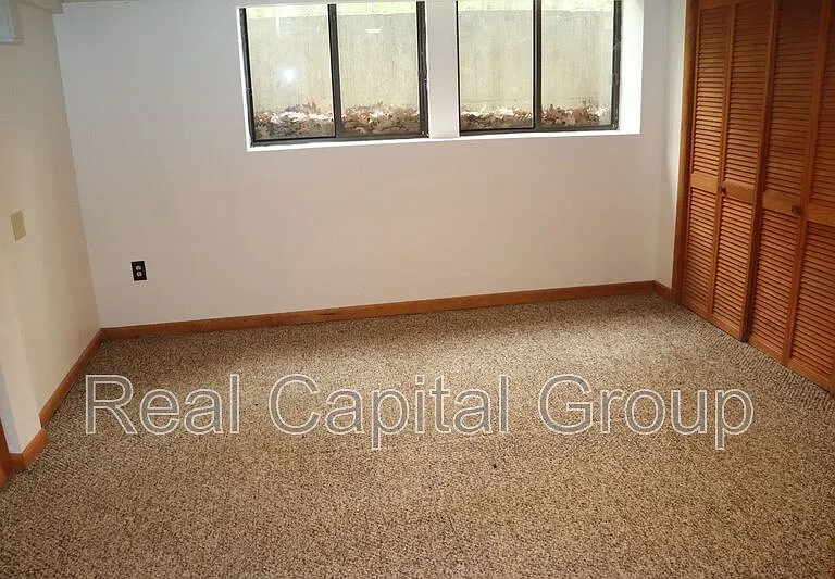 98 Beaver Dam Rd — Photo 25