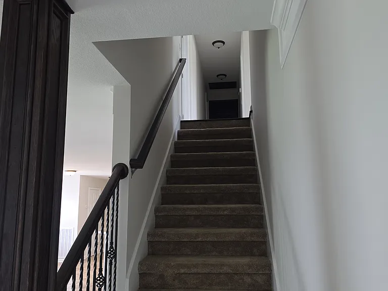 1186 Castlewood Dr — Photo 14