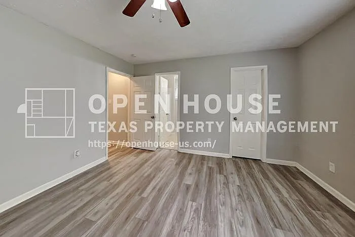 1070 Red Rock Canyon Dr — Photo 9