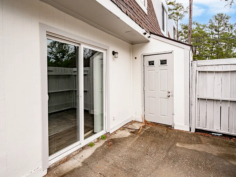 Piney Grove Townhomes — Photo 15