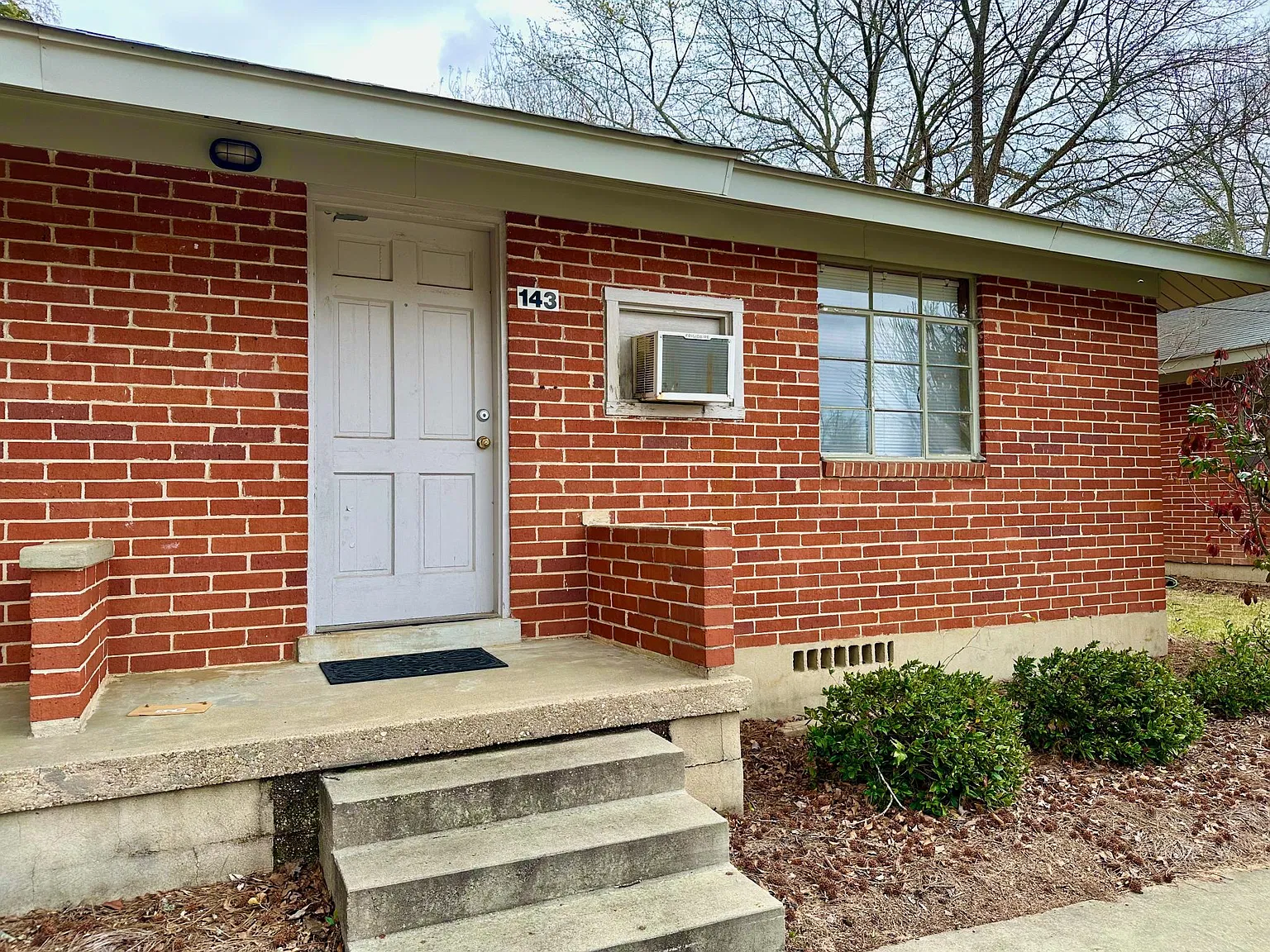 1 bed, 550 sqft, $979 — Photo 2