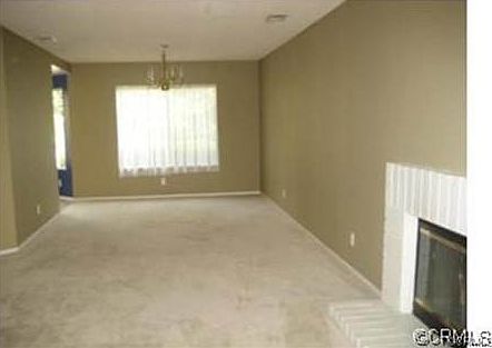 Fresh paint and professionally cleaned carpets throughout