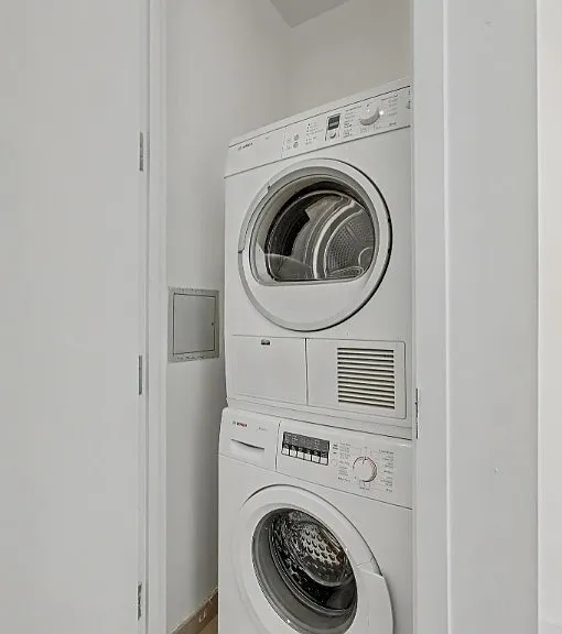 185 S 4th St #4D — Photo 6