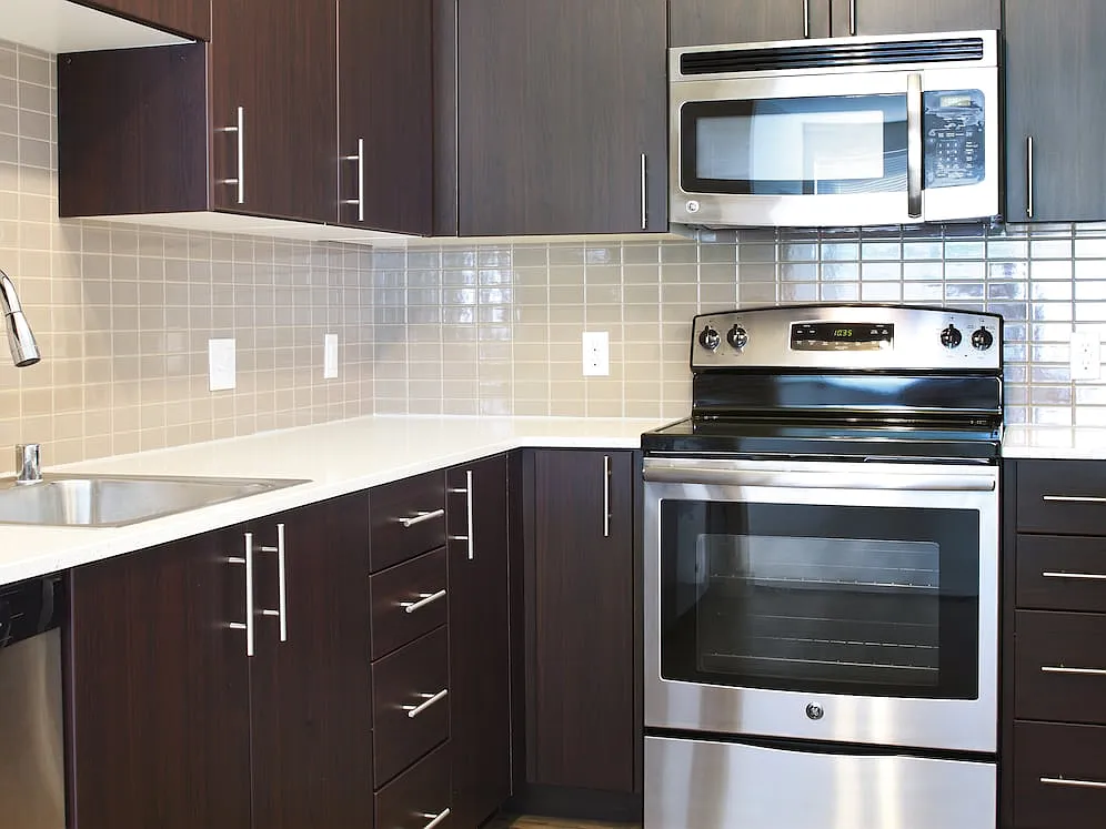 Avalon Alderwood — Photo 2