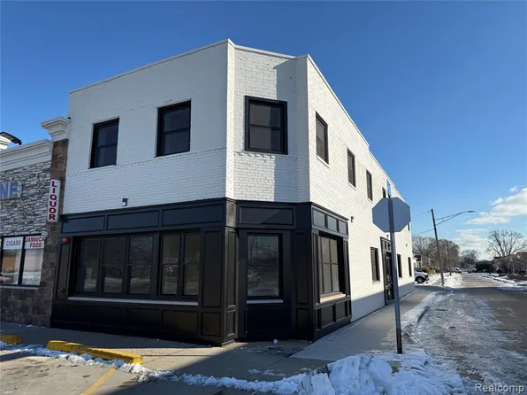 23746 Greater Mack Ave, Saint Clair Shores, MI 48080