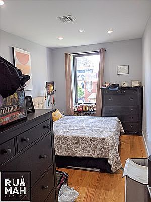 4th image of 973 Lafayette Ave #2A