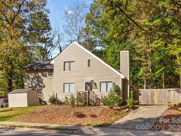11224 E West T Harris Blvd, Charlotte, NC 28212
