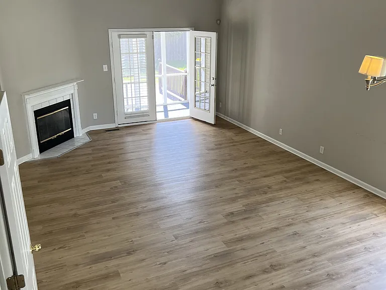 10299 Glenn Abbey Ln — Photo 8