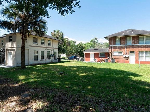 4th image of 915 Copeland St #915