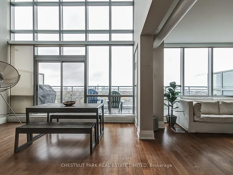2 Fieldway Rd #Penthouse 05 — Photo 10
