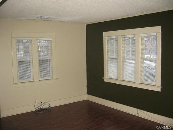 3rd image of 533 E J St