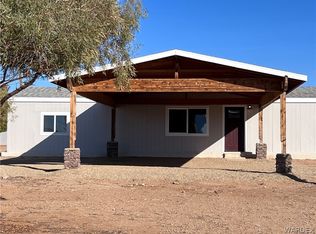 684 S Salt Rd, Golden Valley, AZ 86413