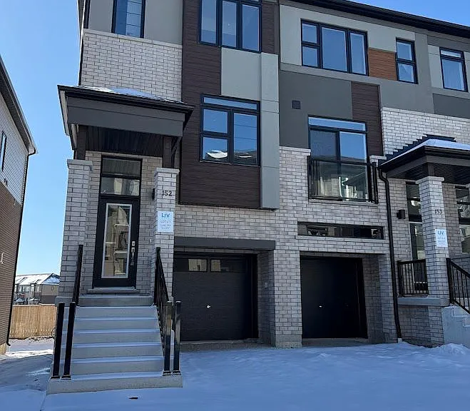660 Colborne St W #152 — Photo 1
