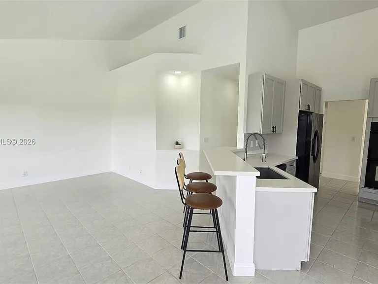 10320 Guatemala St — Photo 5