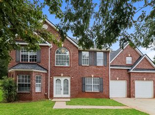 5406 Beaver Lake Dr, Powder Springs, GA 30127