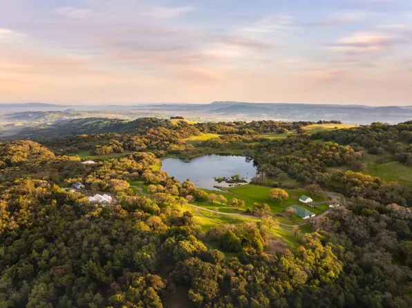 3100 Sonoma Mountain Rd, Petaluma, CA 94954