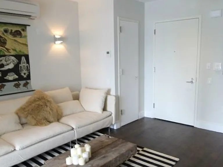 146 Meserole St #3Y — Photo 5