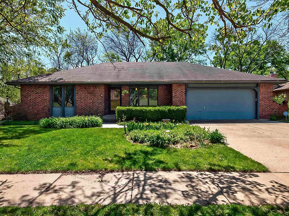 1st image of 3835 SW Wood Valley Dr