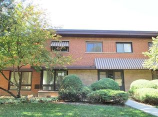 1158 N Wheeling Rd, Mount Prospect, IL 60056