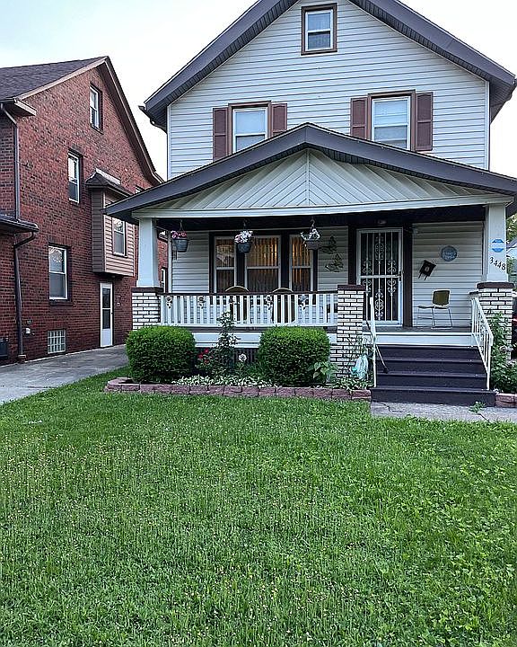 2nd image of 3448 W 95th St