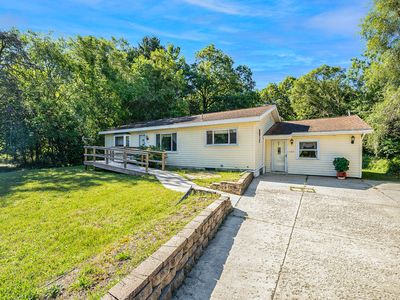 32625 56th Ave, Paw Paw, MI, 49079