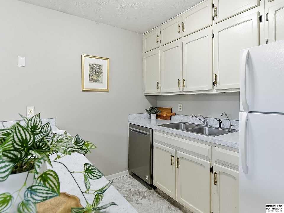 1st image of 12728 Deauville Dr #3-101