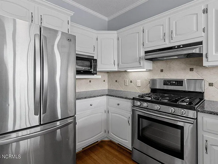 867 Castleberry Ct — Photo 25