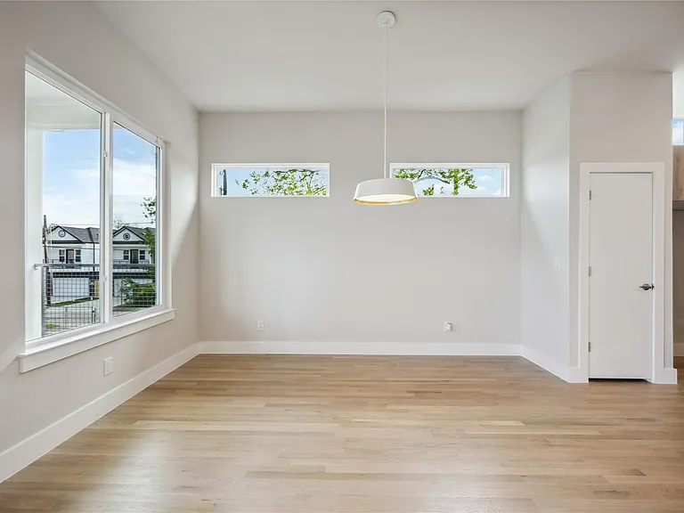5314 Suez St — Photo 19