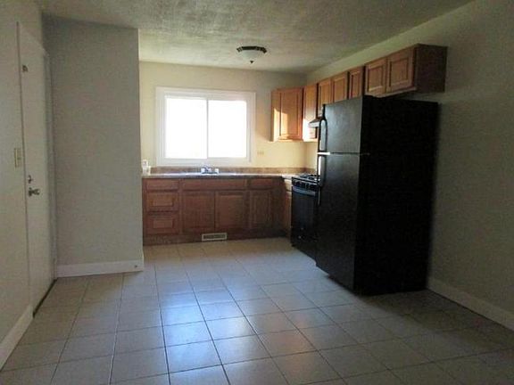 5th image of 251 Elmwood Ave