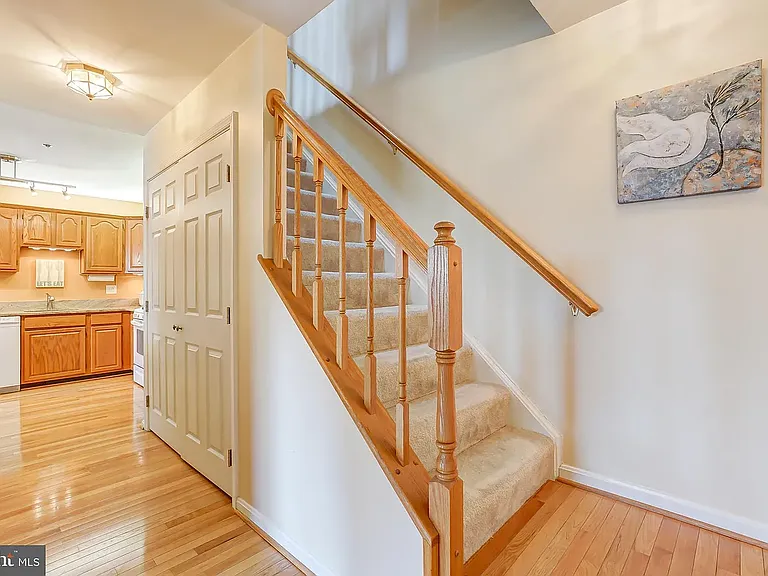 11707 Tumbrel Ct — Photo 16