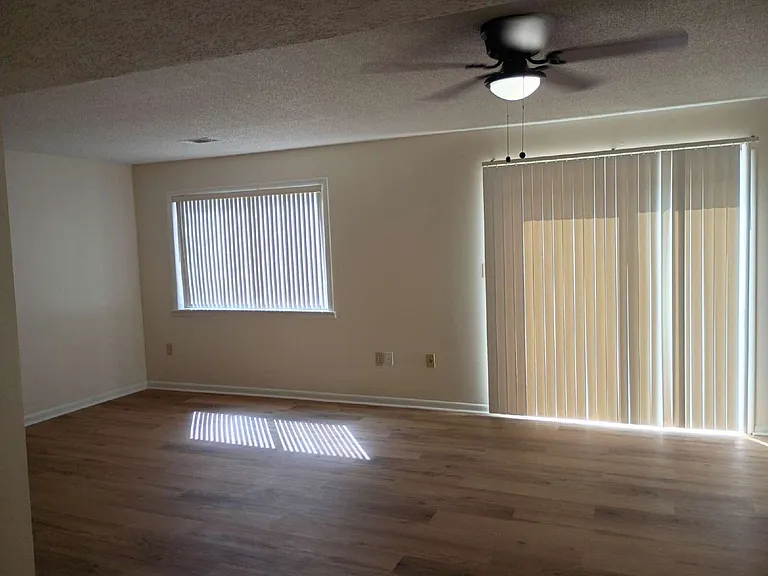912 Pineland Ave #51 — Photo 7