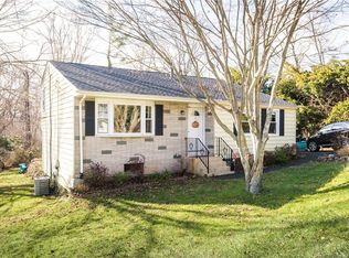 80 Newcastle Dr, Hamden, CT 06514