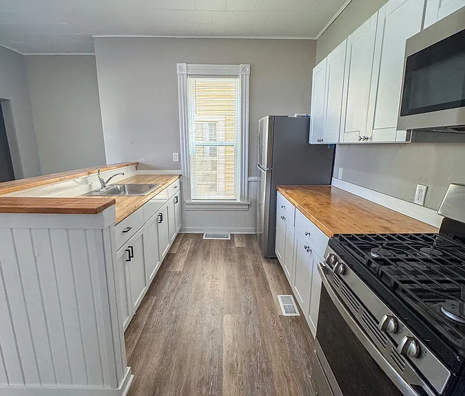 946 Muskegon Ave NW #2 — Photo 6
