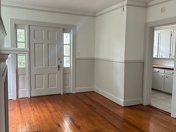 5th image of 518 Palmetto Ln SW APT 3