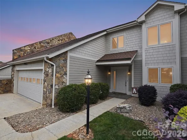 3675 Rock Bridge Dr NE, Conover, NC 28613
