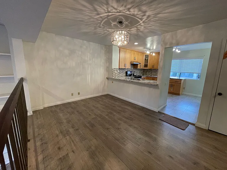 848 W Huntington Dr #40 — Photo 5