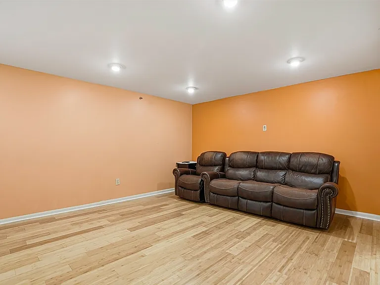 237 South St #6 — Photo 31