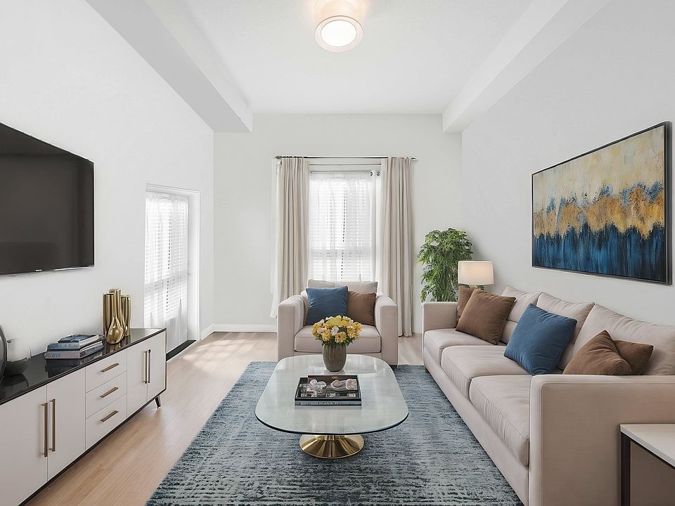 1st image of 106-20362 72b Ave #106