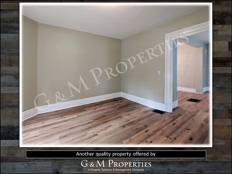 18 Hickory St — Photo 13