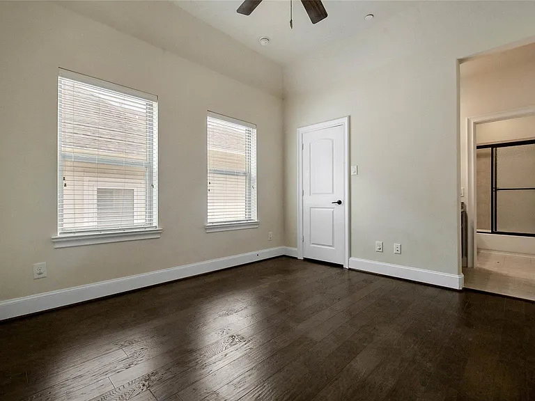 4518 Holt St — Photo 40